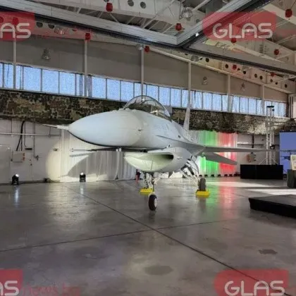 Вторите осем F-16 може да пристигнат в България чак през 2030 г.