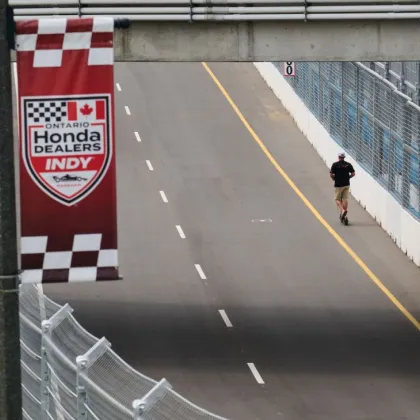 Незавършена писта отмени тренировките на IndyCar в Маркам