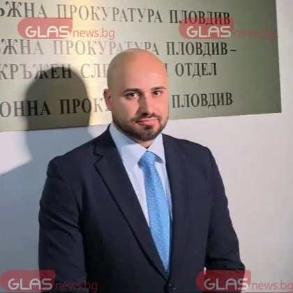 Свастики, неонацистка литература и трима обвиняеми след акцията в Пловдив