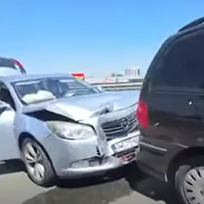 Три коли се блъснаха на входа на Бургас