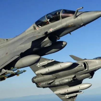 Русия рухна до №3 в износа на оръжие, Франция я изпревари с Rafale
