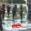 Реката го повлече, спасителите още го търсят: Тежка нощ в Пещера ВИДЕО
