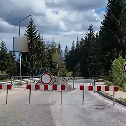Кметът на Смолян: Пътят към Пампорово трябва да бъде възстановен преди зимата