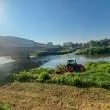 Беда застигна трактор в коритото на Марица