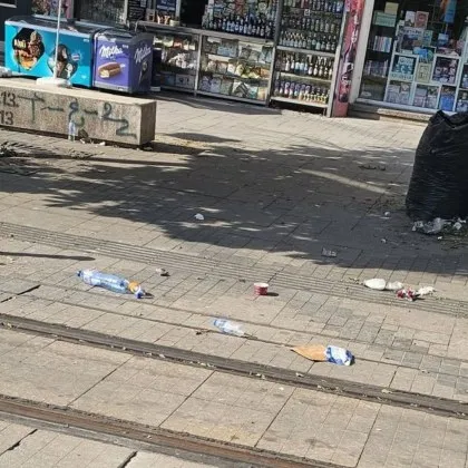 "Общината е абдикирала": Кочина на Графа разгневи столичанка