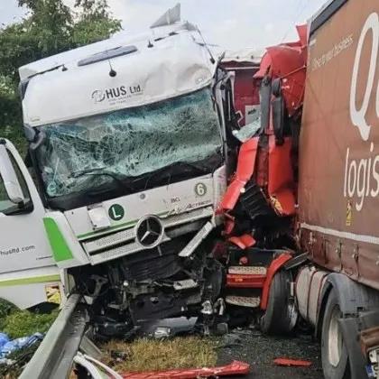 Транспортираха с хеликоптер водач от тежката катастрофа в Ловешко