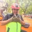 Спасиха четири котенца, заклещени на покрив в София