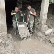 Три дни след потопа: Военни още вадят Струмяни от калта СНИМКИ