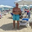 Случаен мъж спаси дете, попаднало в дънна яма във водите край Слънчев бряг СНИМКА
