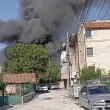 Голям пожар избухна в Свищов! Горят складове СНИМКА и ВИДЕО
