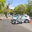 Катастрофа пред Текстилната гимназия в Благоевград: Моторист се удари в автомобил