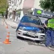 &bdquo;Клиент" влезе с колата в зеленчуков магазин във Варна СНИМКИ