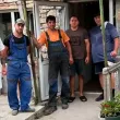 Доброволци ремонтират дома на отвлечената от пастрока си Наталия
