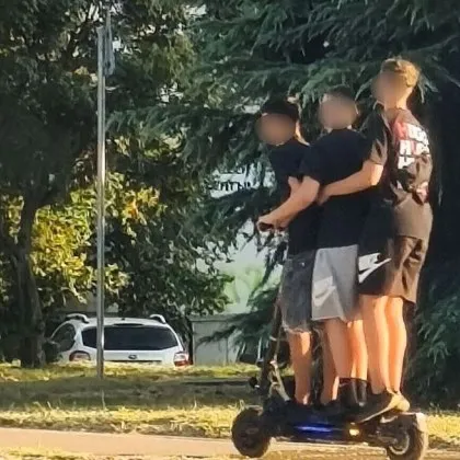 Заснеха трима другари на весела обиколка в Пловдив СНИМКА