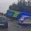 Камион излетя от пътя край Русе СНИМКИ