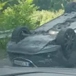 Кола се обърна по таван край Балчик ВИДЕО