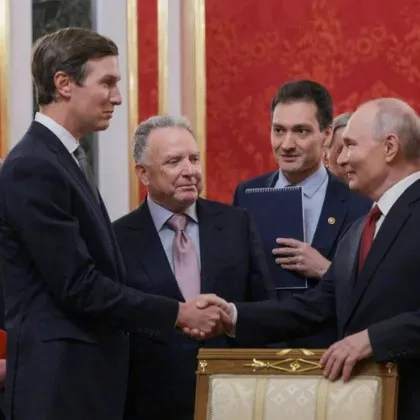 Три часа зад затворени врати с Путин: Има ли пробив в тайния мирен план на Тръмп?
