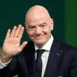 Под натиск, но без крачка назад: Инфантино отново тръгва към върха на ФИФА