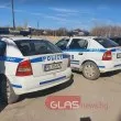 Купонджии скочиха на полицай, пратиха го в болница