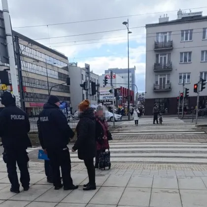 Без причина и без предупреждение: Мъж нокаутира 20-годишен украинец във Варшава