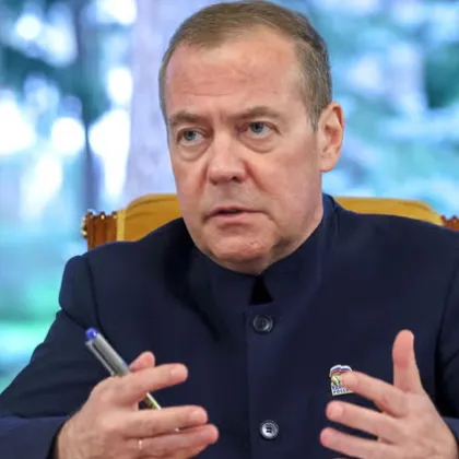 Медведев предупреди кога Русия може да посегне към ядреното оръжие
