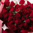 Наркоудар в Атина: Заловиха 100 кг кокаин, скрит в пратка с колумбийски рози