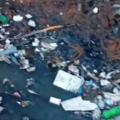 &bdquo;Къде си, държаво?": Река от боклук поглъща &bdquo;Филиповци" ВИДЕО