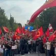 Масови протести в Прищина: Десетки хиляди поискаха свобода за бившия президент на Косово Хашим Тачи