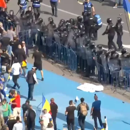 Напрежение в Букурещ: Протест на овцевъди прерасна в безредици ВИДЕО