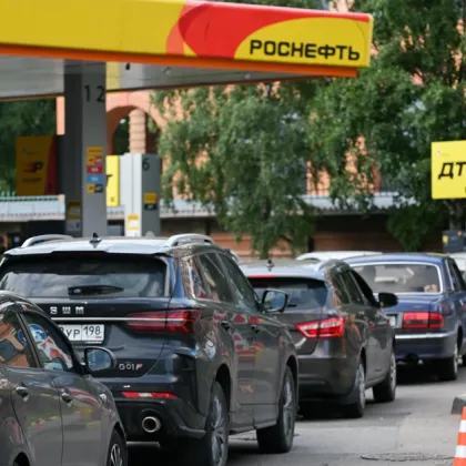 В Ленинградска област 20% от частните бензиностанции ще затворят заради недостиг на бензин
