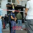 Ужас в "Младост": Мъж наръга дете и скочи от петия етаж СНИМКИ