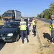 Широкообхватна акция край Говедаре: Проверяват масово шофьори СНИМКИ