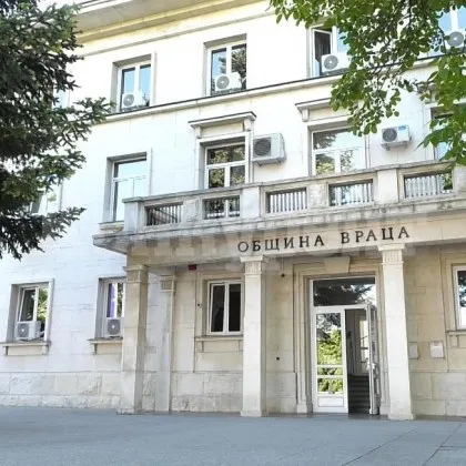 Три коли за социални услуги се оказаха при кметове във Враца. Случаят отива в прокуратурата