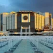 Събират средства за лечението на падналото от тераса на НДК момче