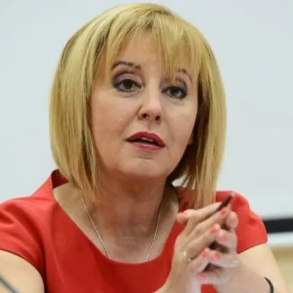 Мая Манолова: Правим &bdquo;табло на срама", за да се засрамят веригите от надценките си