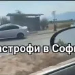 Катастрофа край метростанция в София: Едната кола се озона на остров, другата на тротоара СНИМКИ
