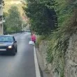 Със скъсани обувки и без дом: Търновци търсят помощ за възрастна жена