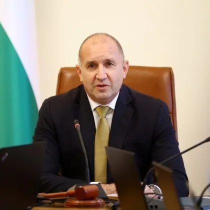 Кабинетът налага пълна забрана за реклами на хазарт, нови данъци и НАП контрол в реално време
