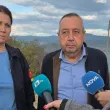 Локализираха огъня край Песнопой: Хора отказват да напуснат имотите си, извеждат ги насила СНИМКИ