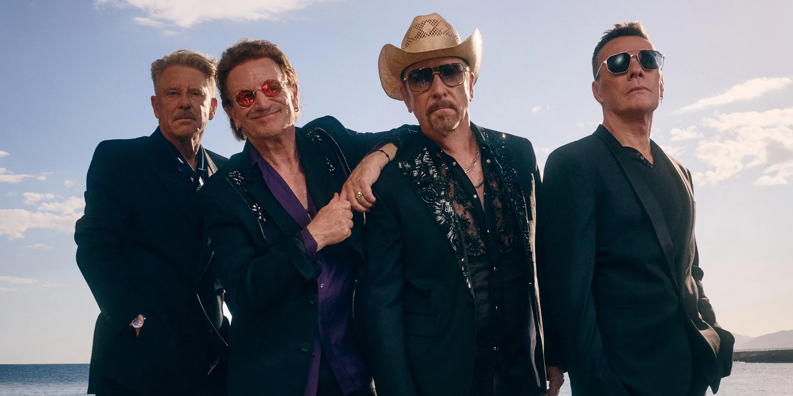 Емоционално завръщане: U2 превзеха училищния си двор в Дъблин половин век след първия си концерт