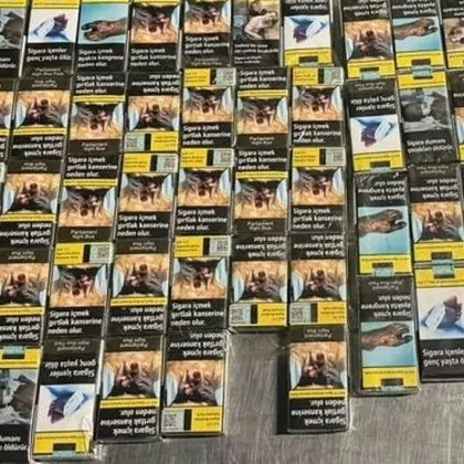 Откриха хиляди контрабандни цигари на товарен микробус и автобус с пътници