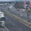Колона от тежкотоварни автомобили към Капитан Андреево