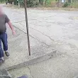 "Вика и троши": Мъж с брадва всява страх във врачанско село