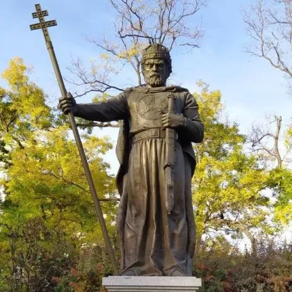Зарастнала след кървава битка кост и царски одежди: Доказателствата, че гробът на Самуил е на остров Свети Ахил