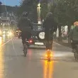 Деца с тротинетки вилнеят по улиците на Велико Търново