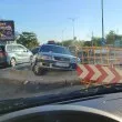 "Няма къде да се паркира": Кола "кацна" в кръгово СНИМКА
