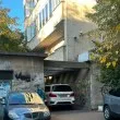 "За 38 години това не го бях виждал": Бял джип шашна с паркиране в София СНИМКИ