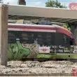 Хулиган уцели с камък в главата тийнейджър, докато се качва във влака за Асеновград