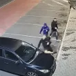 Трима младежи драскаха спирки, коли и сгради в Ямбол, полицията ги установи