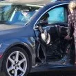 Трамвай помля кола в София, щетите са големи СНИМКА